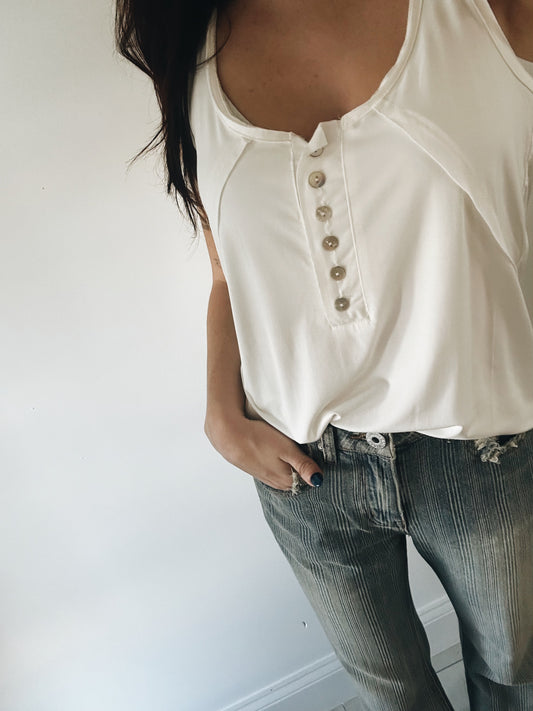 FLOWY TANK
