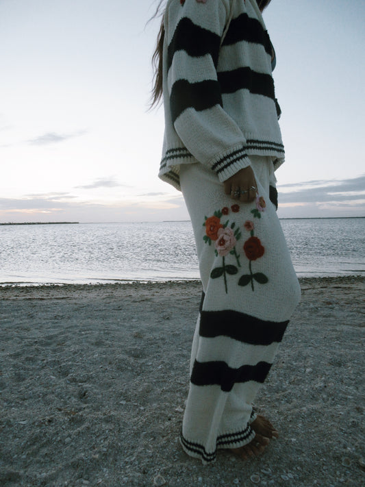 Striped pattern 3D embroidered detail chenille sweater pants