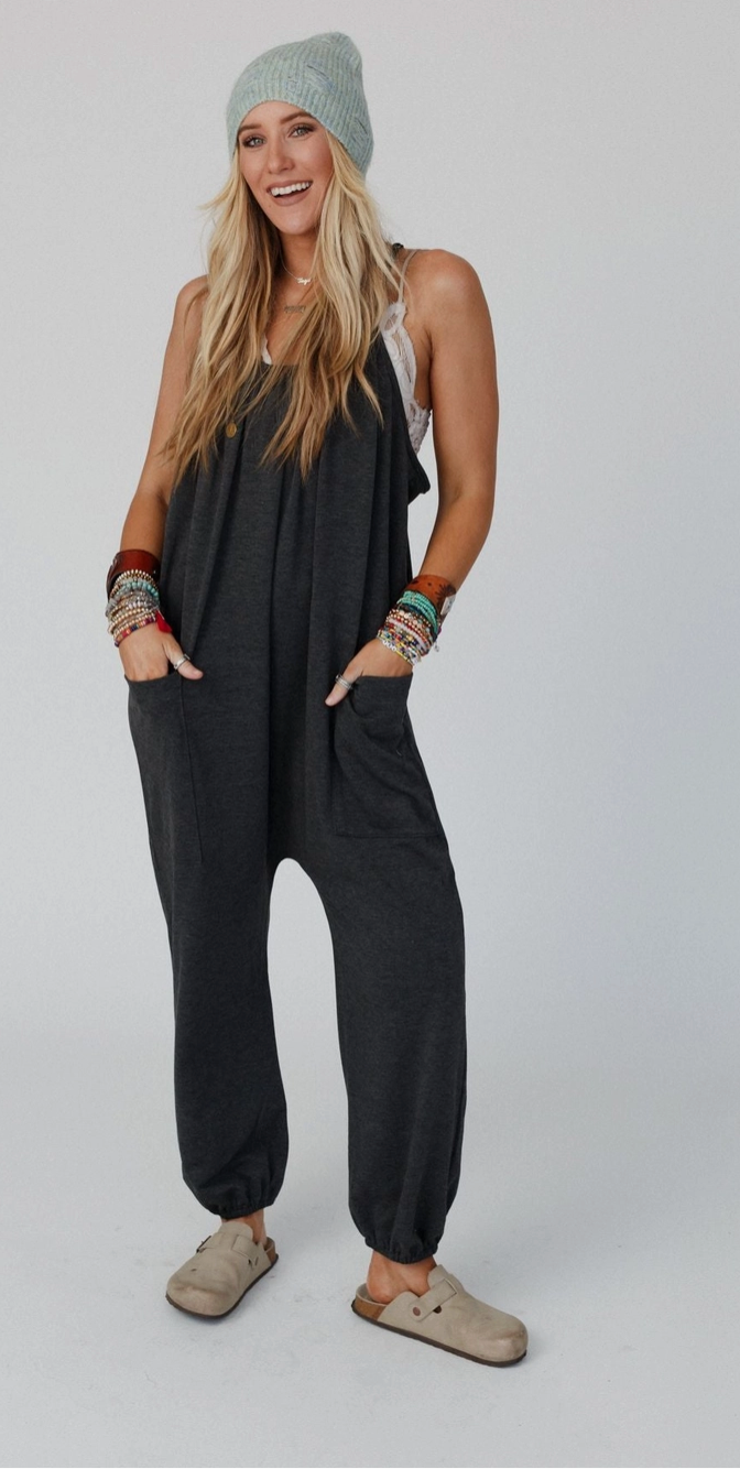 JUMPSUIT WITH POCKETS