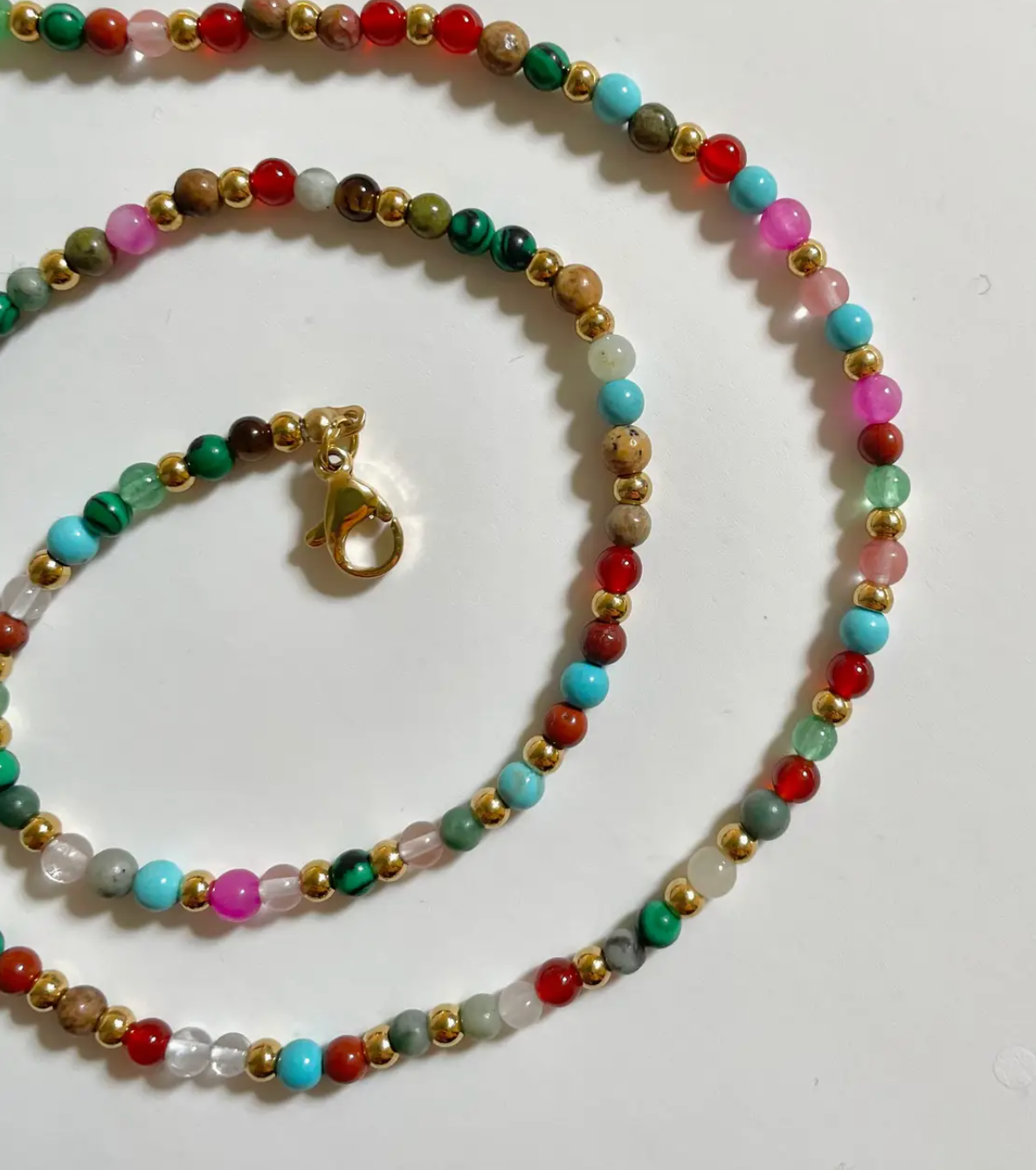 LILA BEAD NECKLACE