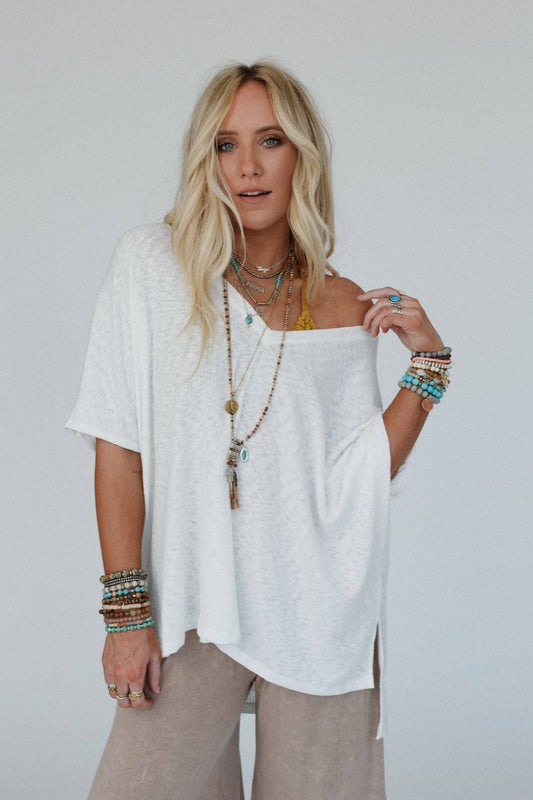 WARM NIGHTS V-NECK TOP